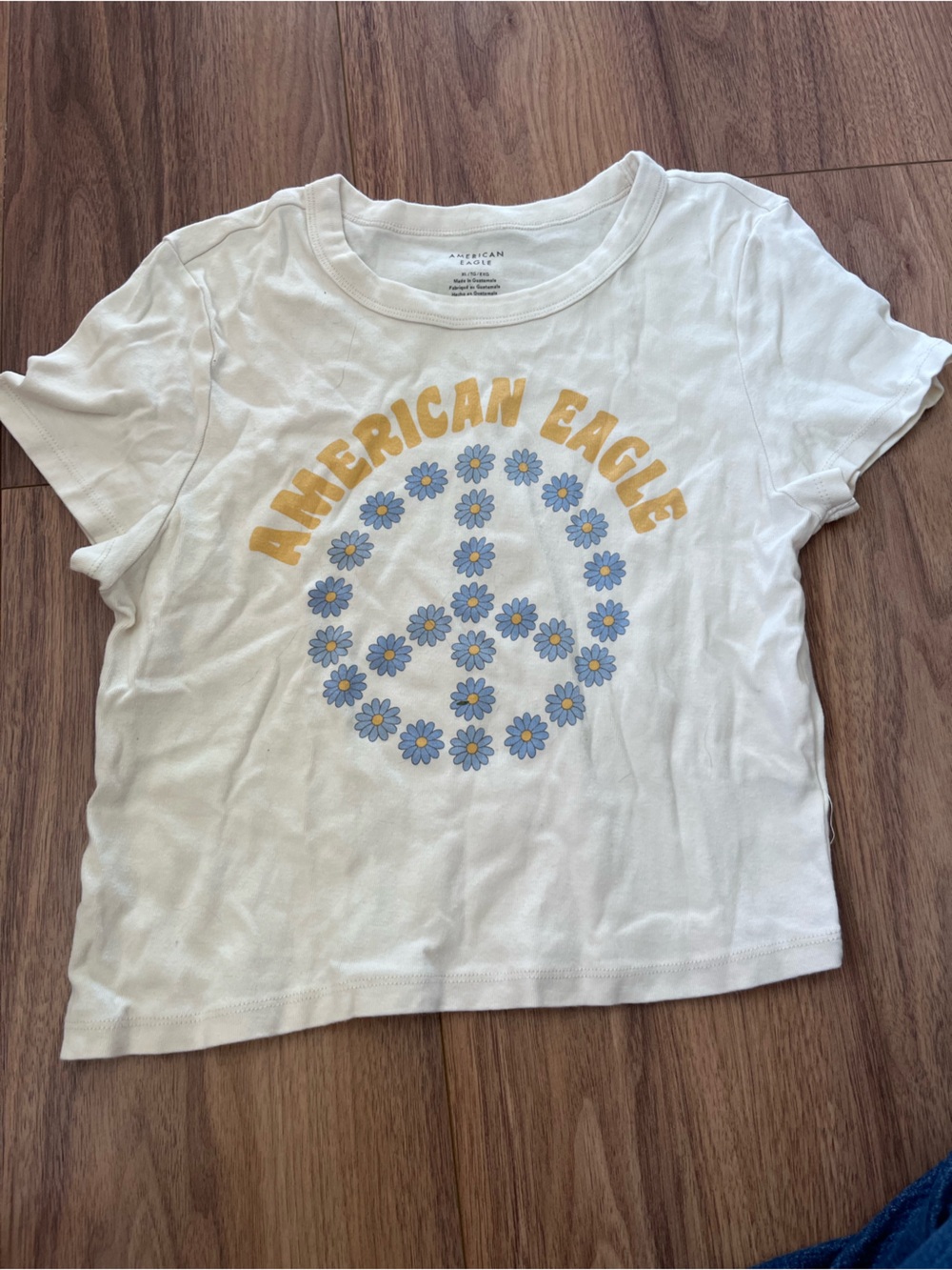 American Eagle Outfitters White Daisy Peace Graphic Tee